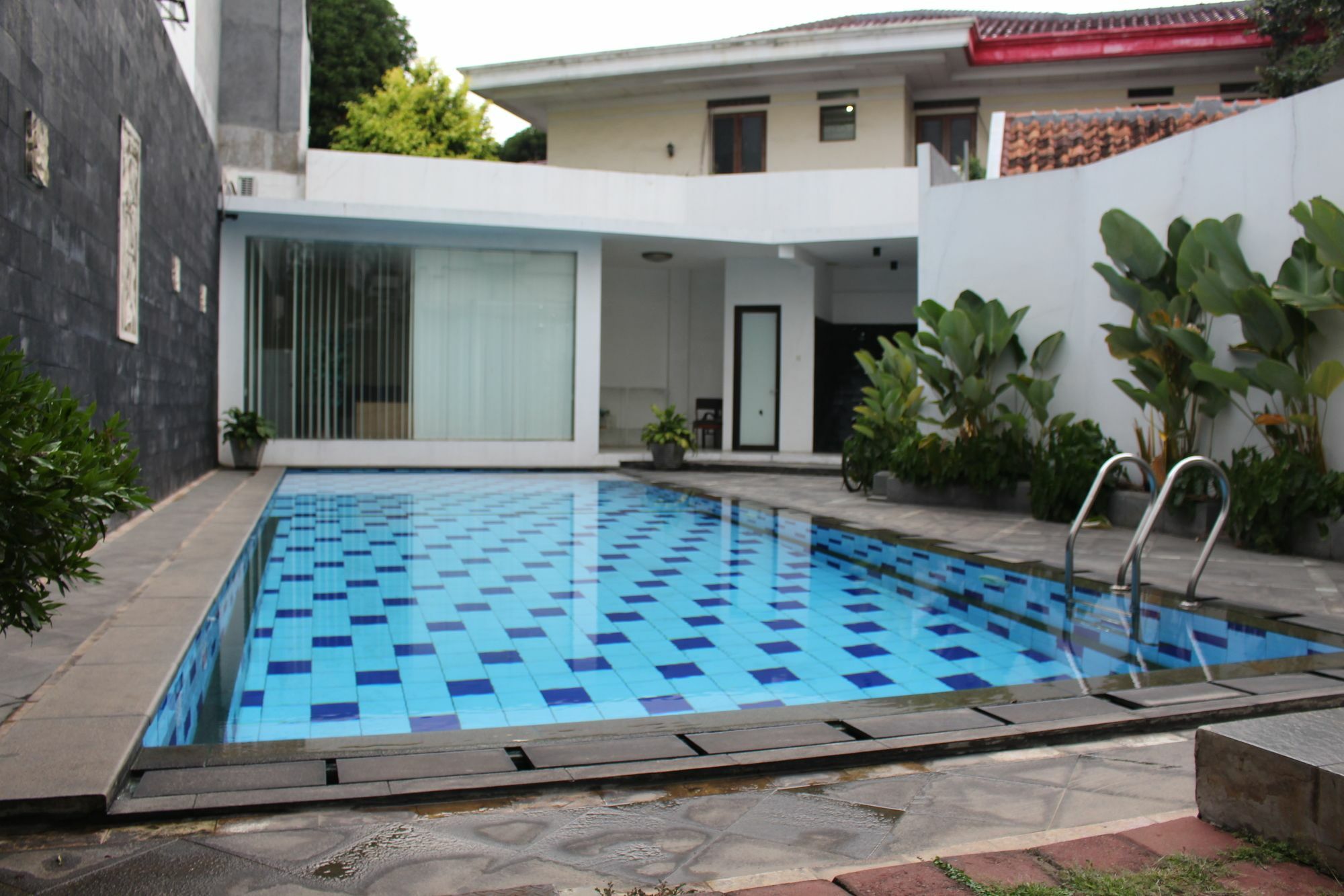 Rumah tetamu The Proklamasi Mansion 4*