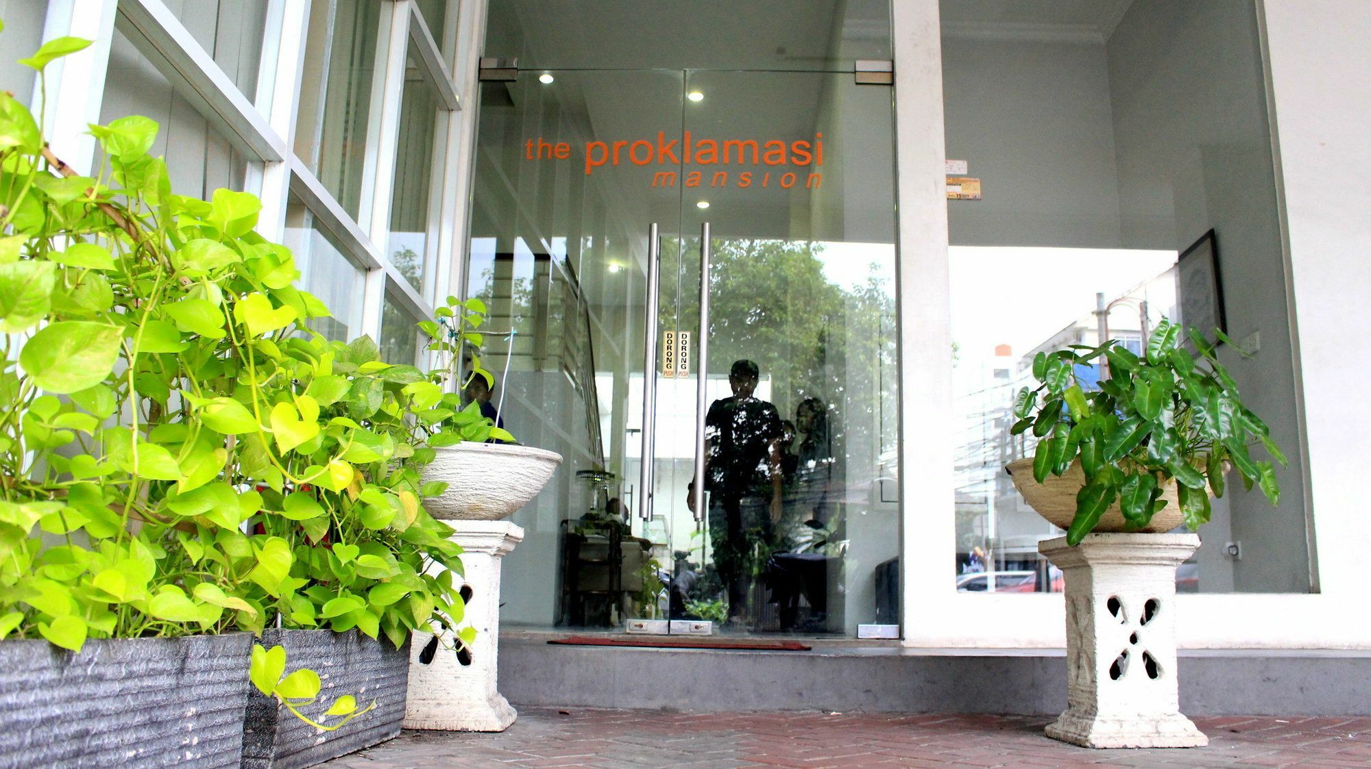 Rumah tetamu The Proklamasi Mansion Jakarta